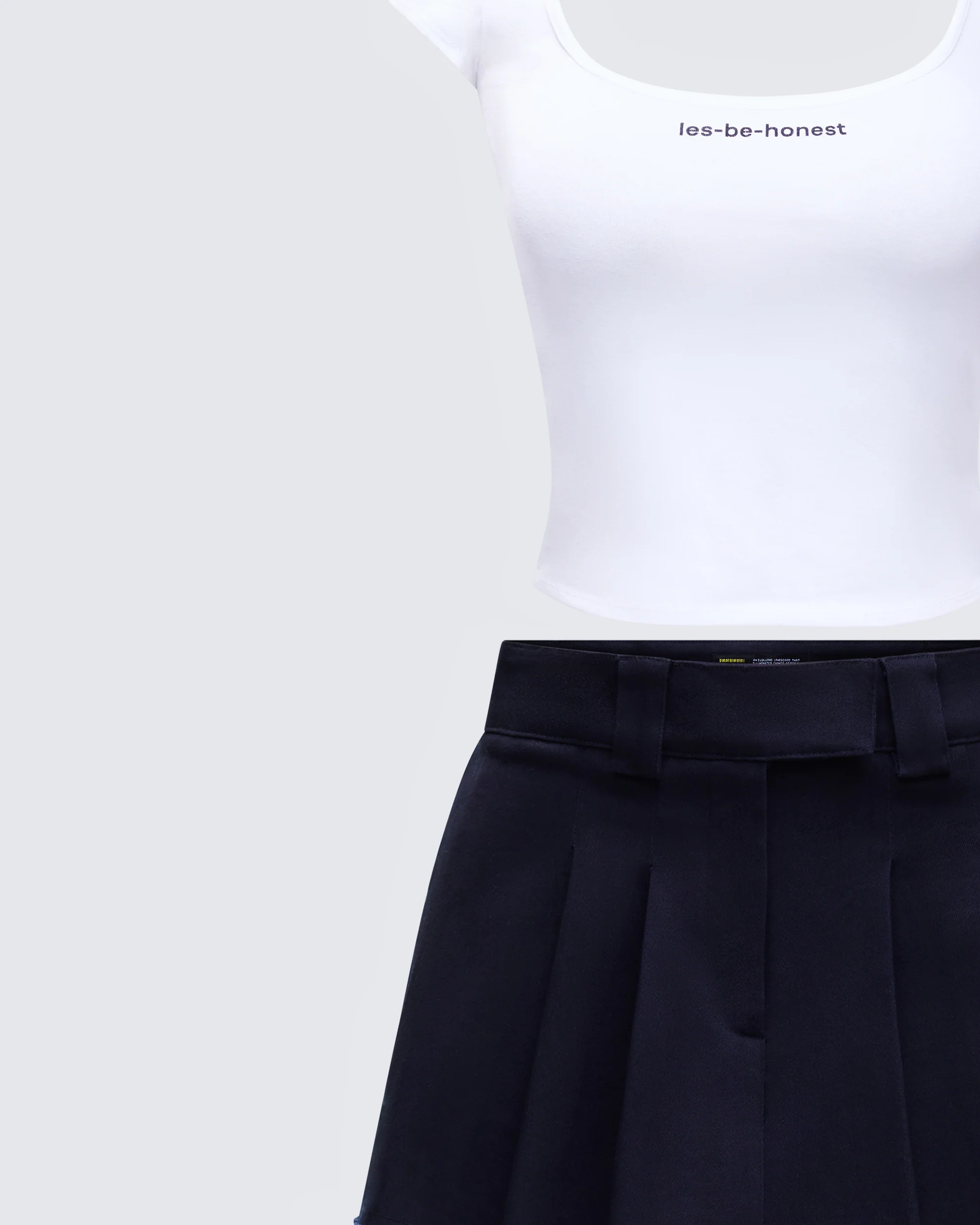 Levi White Pleated Set
- Image 6